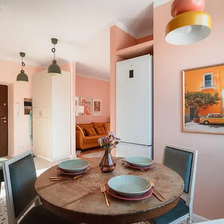 公寓 Charming One-bedroom With Functional Interiors By Renters 华沙