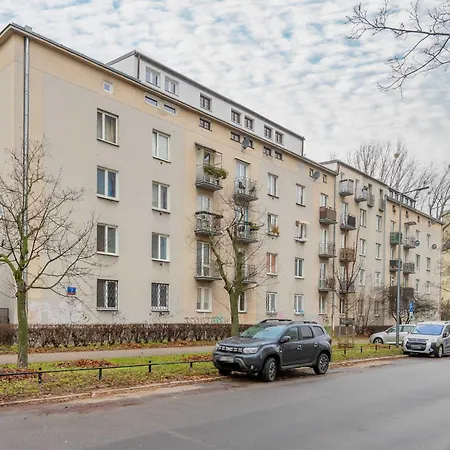 Modern 1br Near Pge Narodowy By Renters